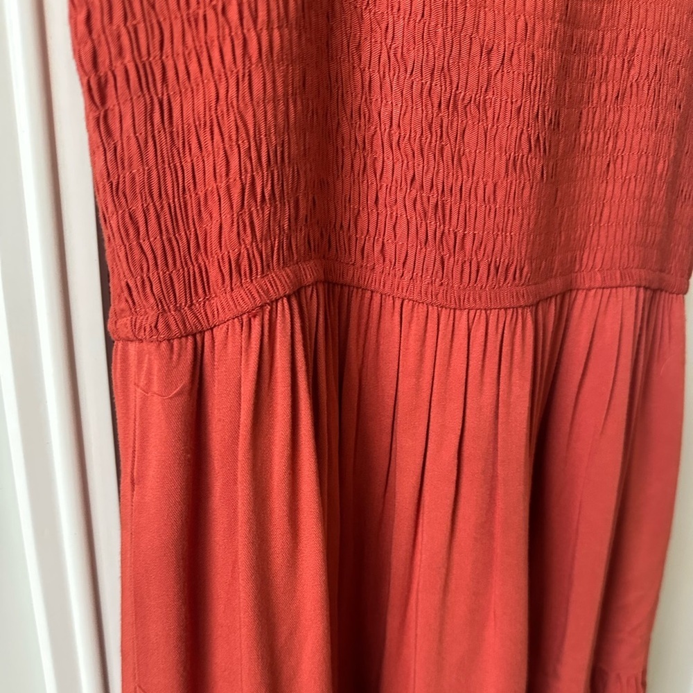 Zesica Smocked Bodice Flutter Sleeve Midi Dress Burnt Orange/Rust Size S - Picture 3 of 7